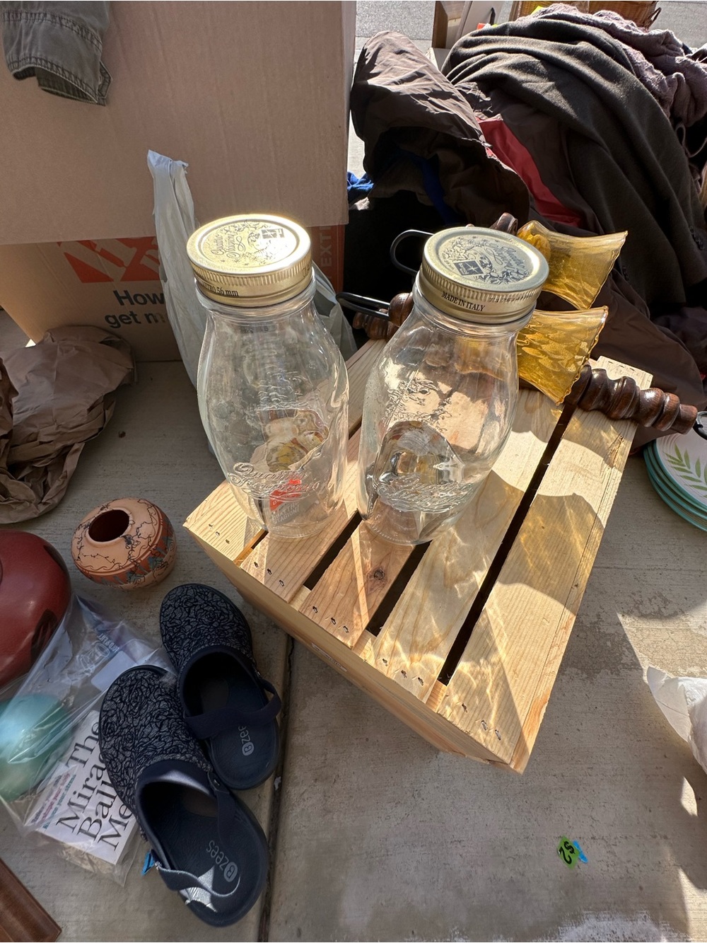 Clear Glass Mason Jar Set with Gold Lids